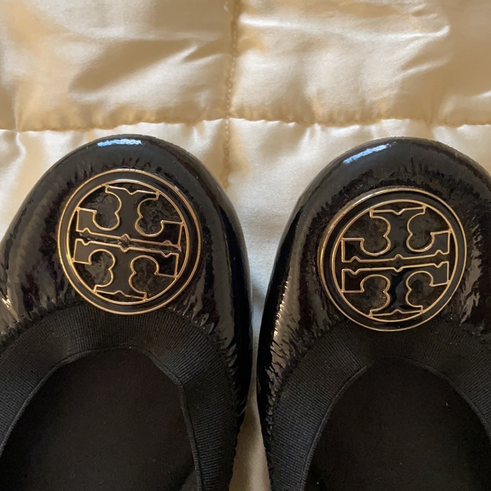 Tory Burch black patent leather ballet flats - Picture 3 of 5